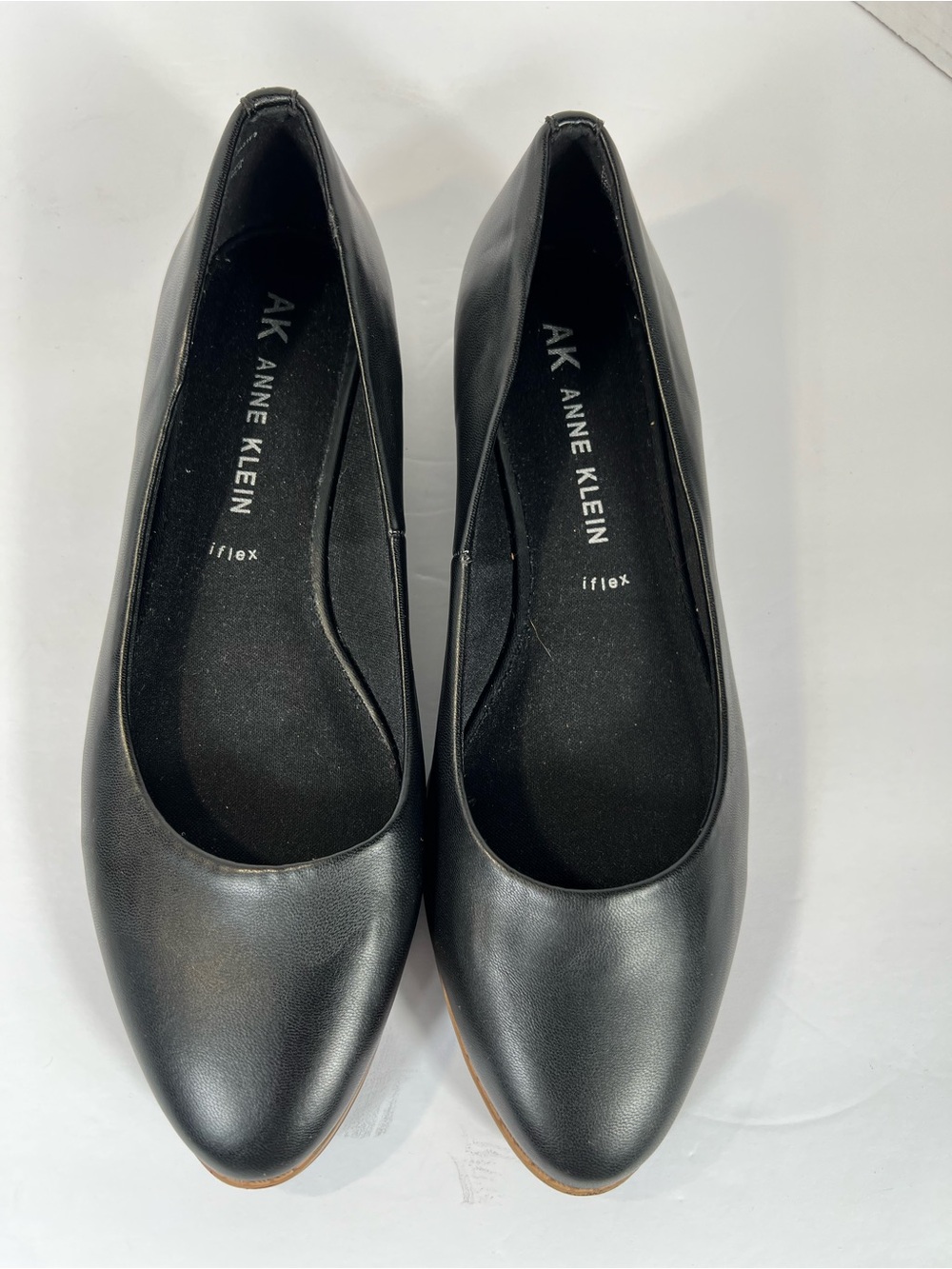 Anne Klein Samantha Black Ballet Flats Women Size 9.5M iFlex Logo Medallion
